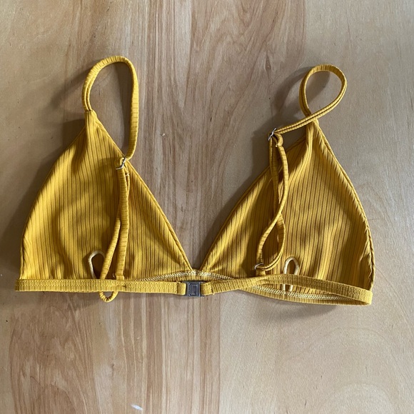 Yellow ribbed triangle top bikini - Picture 2 of 4